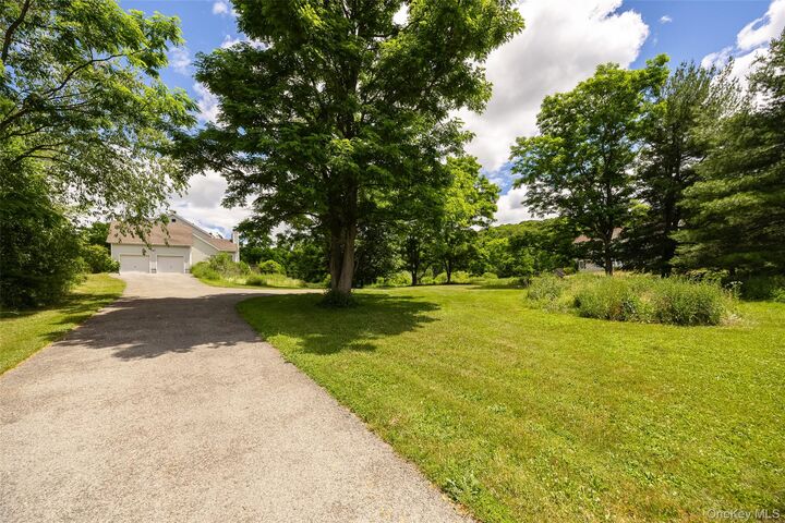 Property Photo:  31 Hartstone Drive  NY 12603 