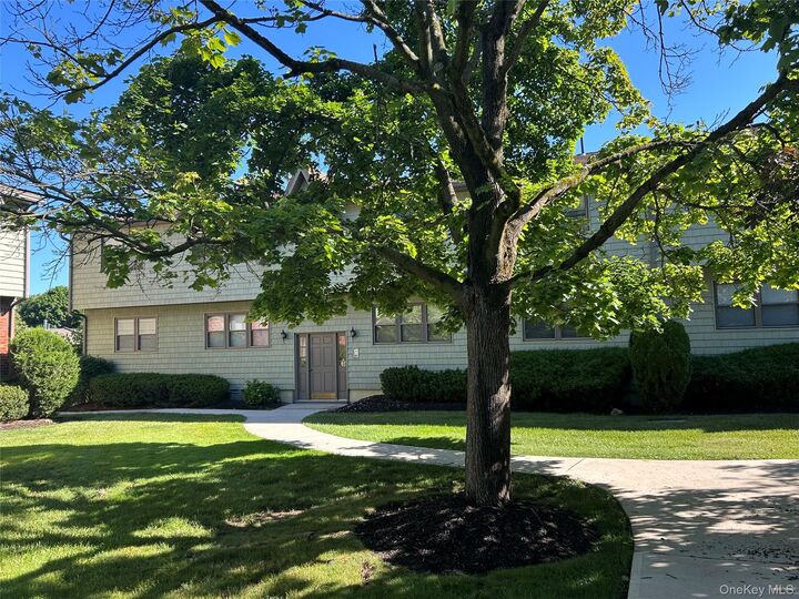 Property Photo:  32 Milford Lane 6D  NY 10901 