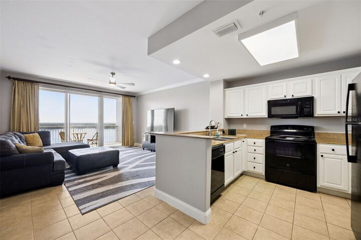 Property Photo:  13427 Blue Heron Beach Drive 906  FL 32821 