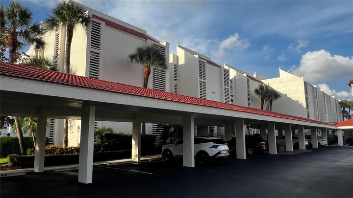 Property Photo:  7871 Sailboat Key Boulevard S 108  FL 33707 
