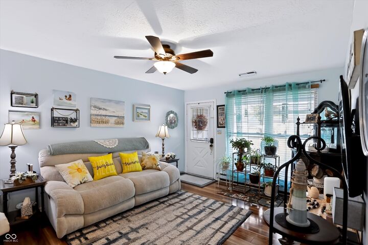Property Photo:  5233 Palisade Way  IN 46237 