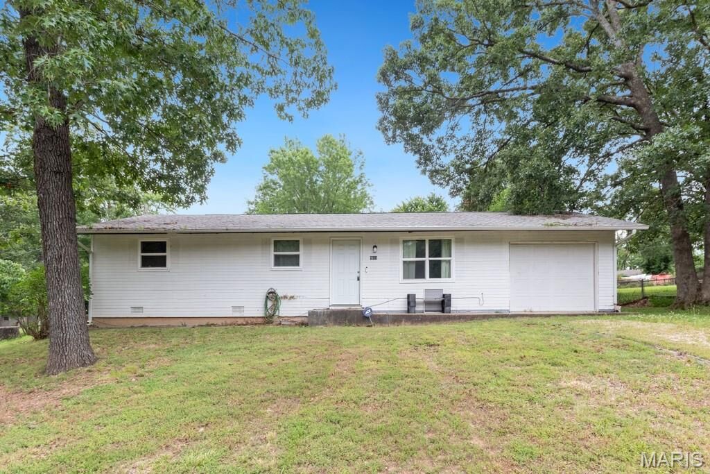 Property Photo: 4816 Woodland Drive MO 63080
