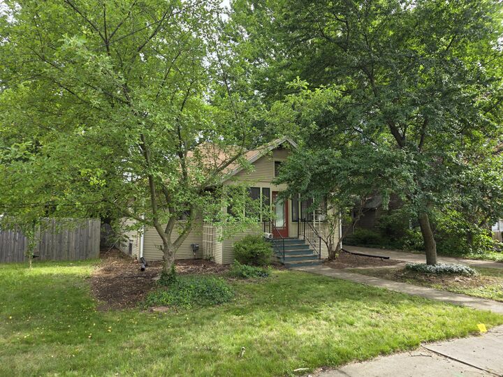 Property Photo:  410 Griswold Street  MI 49203 