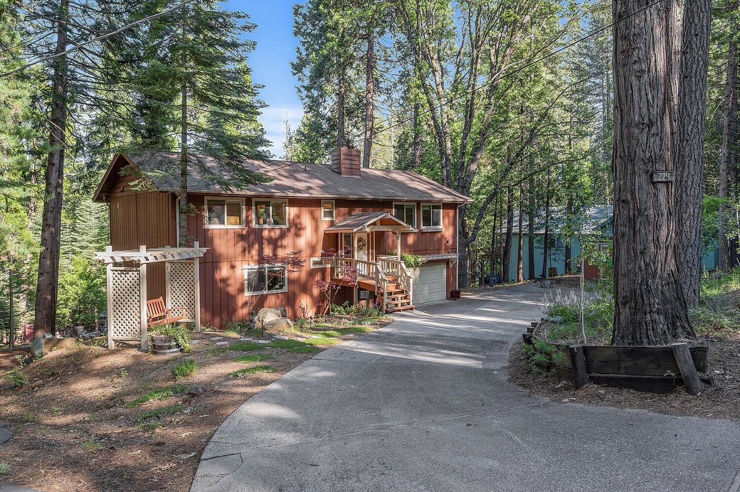 Property Photo:  2291 Fairway Drive  CA 95223 