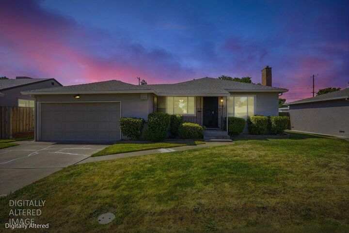 Property Photo:  5900 17th Avenue  CA 95820 