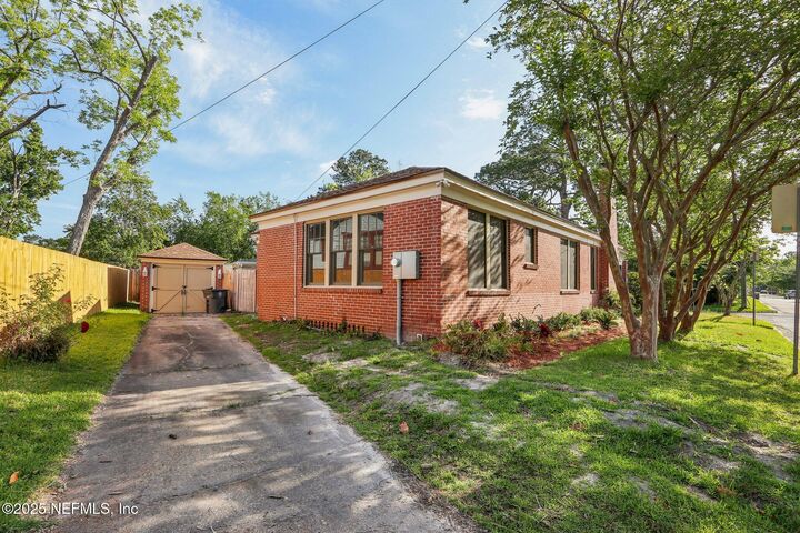 Property Photo:  2939 Remington Street  FL 32205 