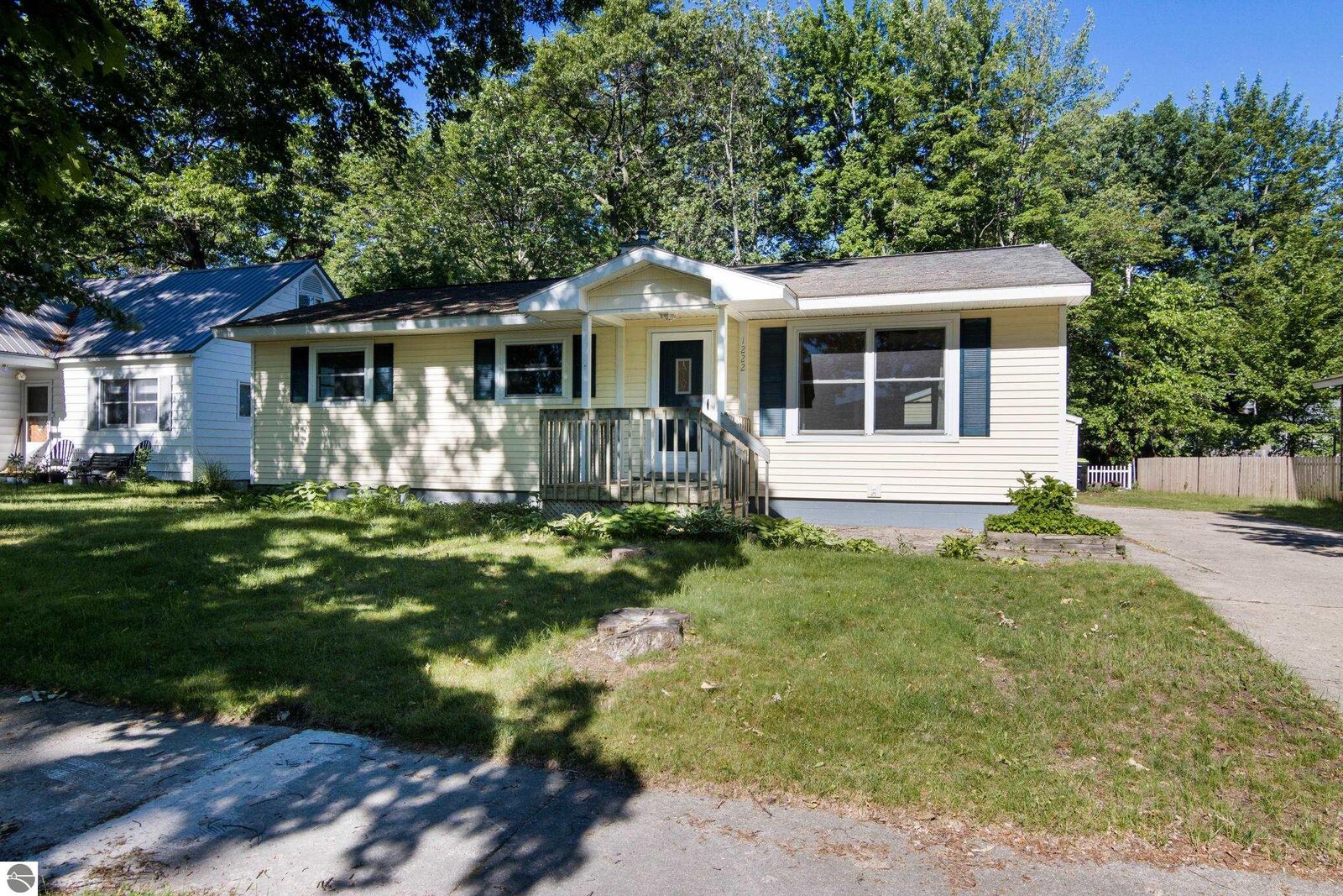 Property Photo:  1222 Arbutus Court  MI 49686 