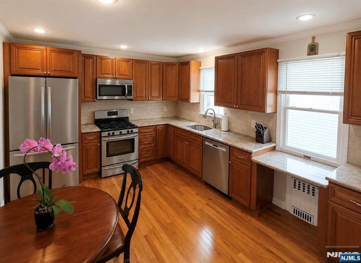 Property Photo:  270 Bell Avenue  NJ 07604 