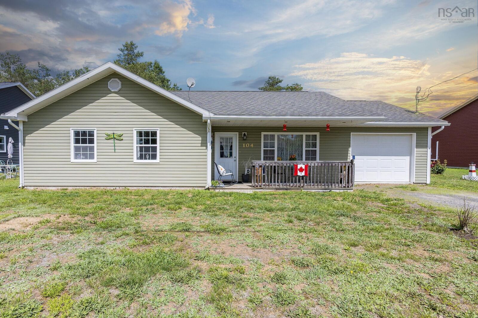 Property Photo:  104 Fairview Drive  NS B0P 1P0 