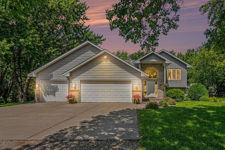 Property Photo:  7460 Odean Avenue NE  MN 55330 