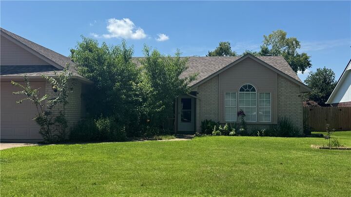 Property Photo:  3406 W Beech Drive  AR 72756 