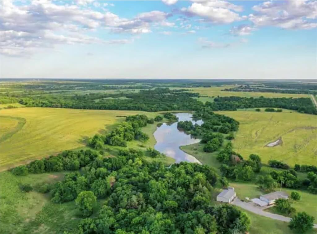 Property Photo:  NW Knight Passage  OK 73012 