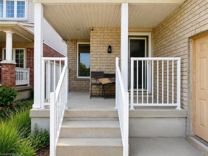 Property Photo:  212 Colton Circle  ON N2A 4K2 