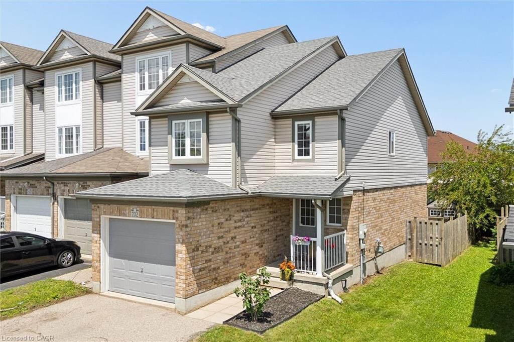 Property Photo: 702 Activa Avenue ON N2E 4E1