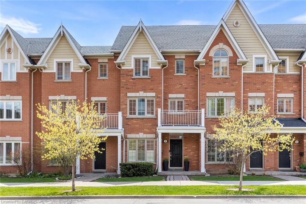 Property Photo: 201 Tenth Street 8 ON M8V 4C7
