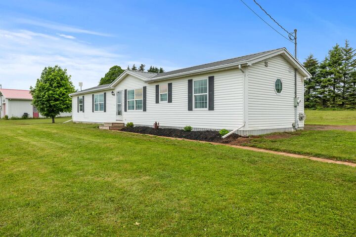 Property Photo:  1524 Kingston Road  PE C0A 1C0 