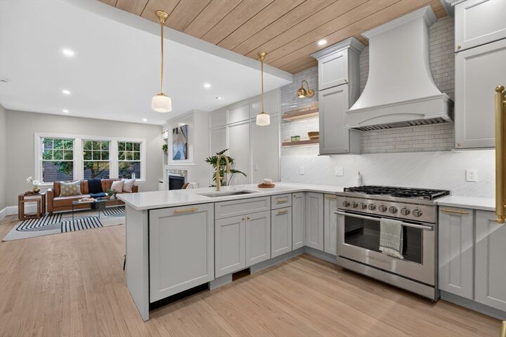 Property Photo:  115 High Street 2  MA 02129 