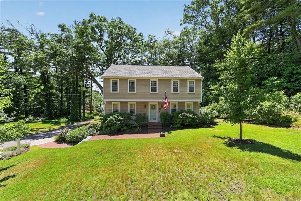 Property Photo: 87 Duck Hill Rd MA 02332