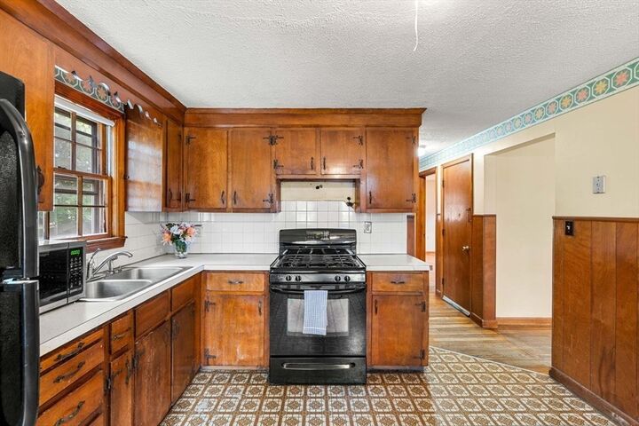 Property Photo:  52 Applewood  MA 01821 
