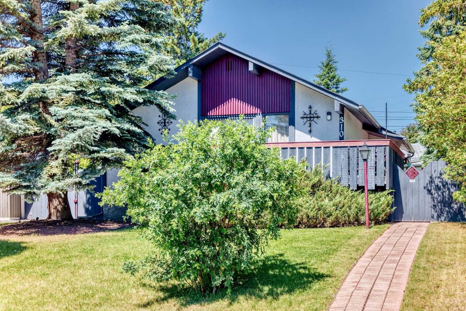 Property Photo:  310 Huntham Place NE  AB T2K 4G7 