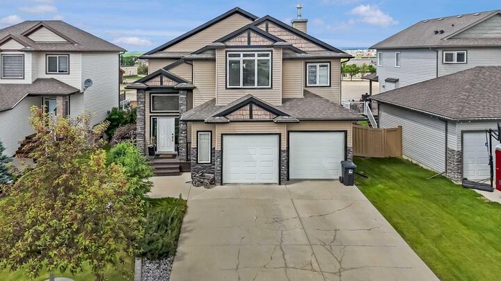 Property Photo:  10214 154 Avenue  AB T8X 0J6 