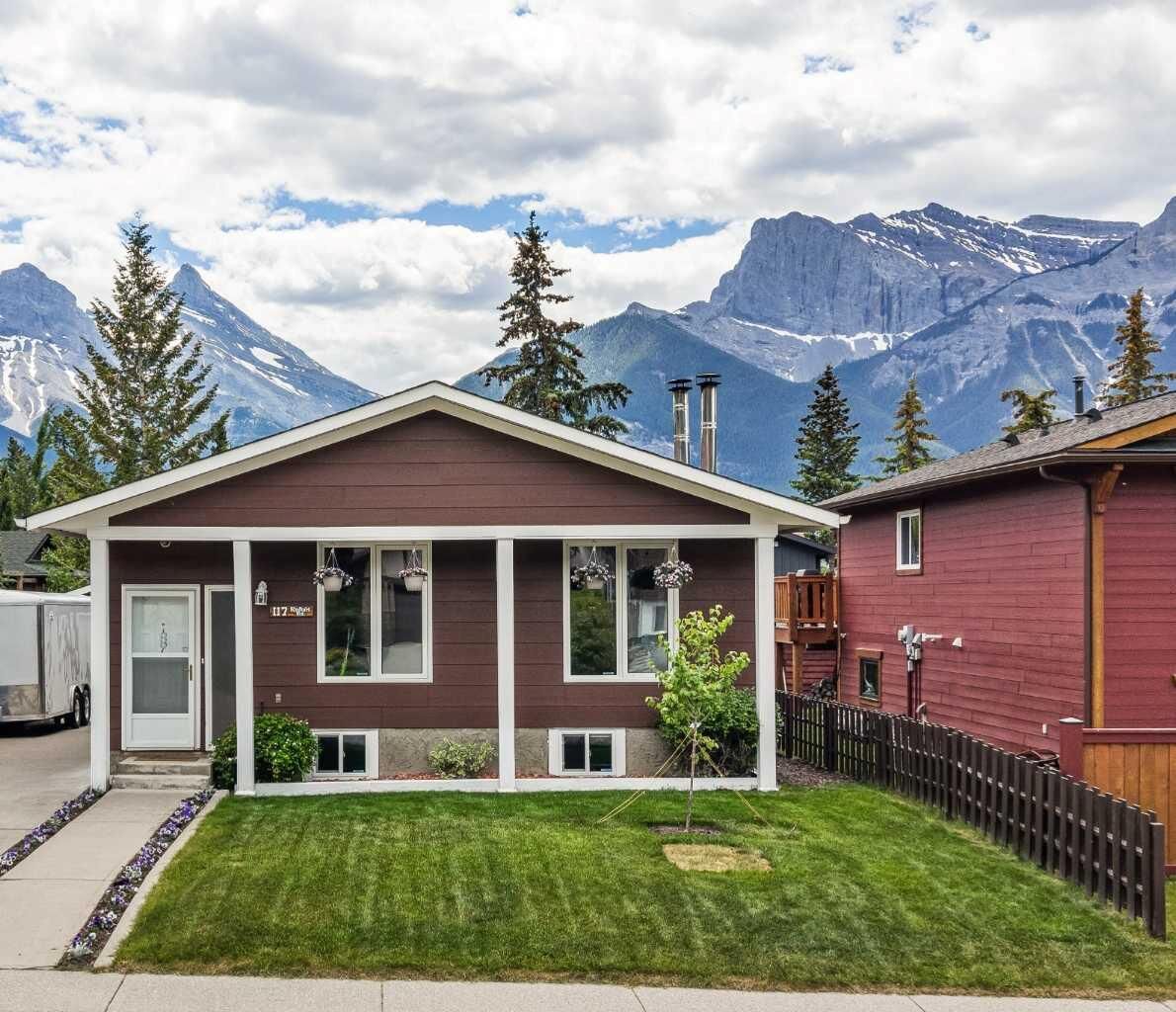 Property Photo: 117 Kodiak Road AB T1W 1C5