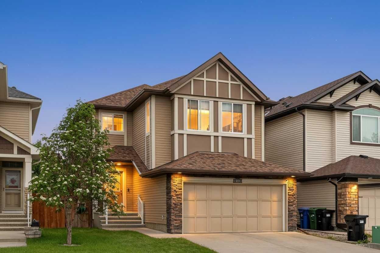 Property Photo:  237 Brightonwoods Gardens SE  AB T2Z 0Y7 
