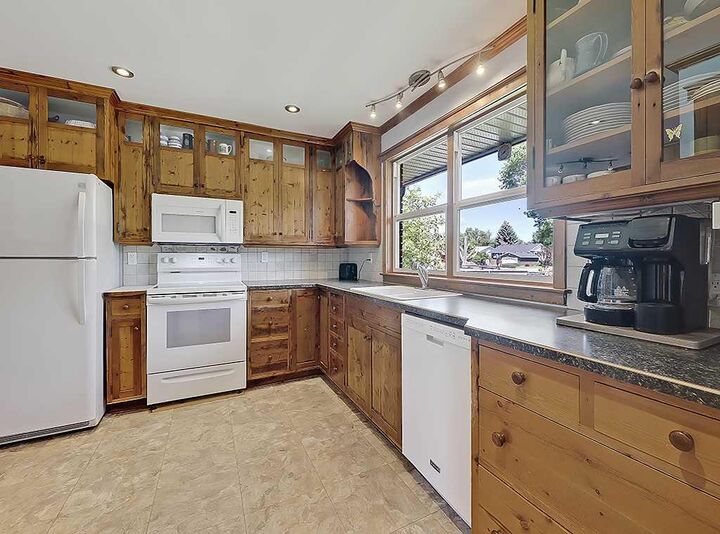 Property Photo: 19 Tongue Road SW AB T1V 1C8
