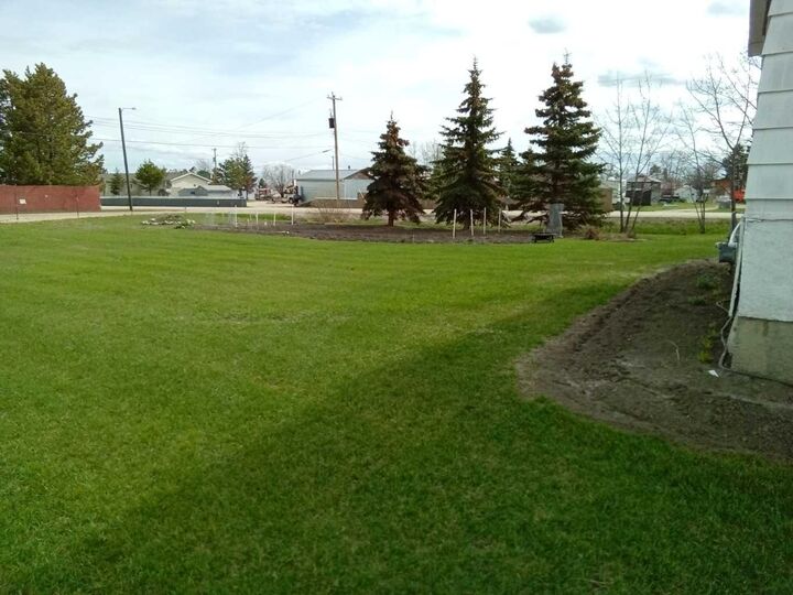 Property Photo:  12-1st Joussard N  AB T0G 1J0 