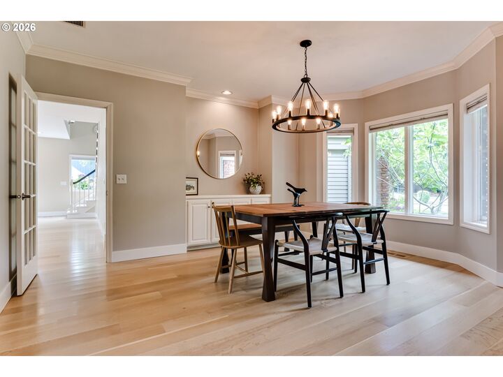 Property Photo: 3375 Bardell Ave OR 97401