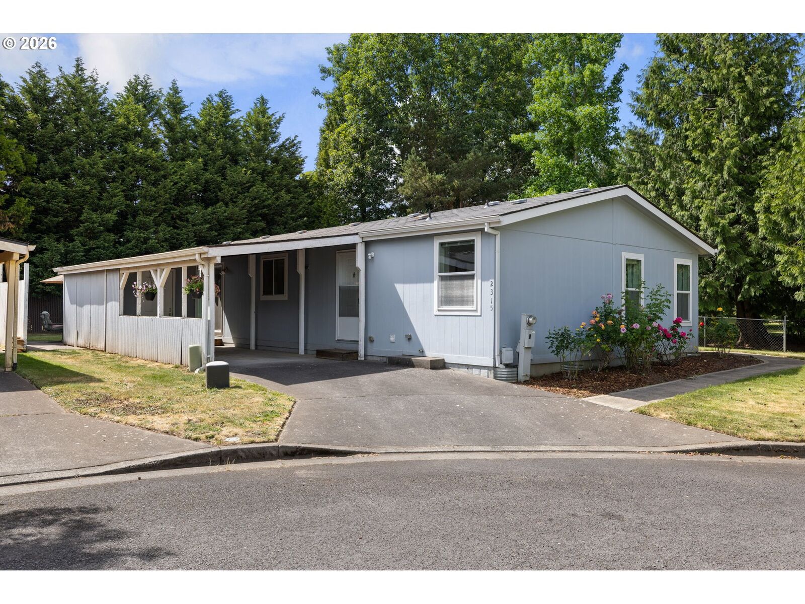 Property Photo:  2315 SW Rose Ct 53  OR 97060 
