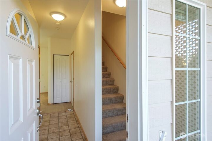 Property Photo:  1016  Campbell Avenue  WA 98362 