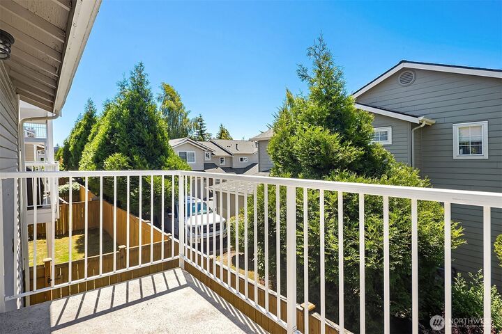 Property Photo:  1410 W Casino Road A5  WA 98204 