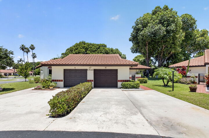 Property Photo: 10546 Beach Palm Court B FL 33437