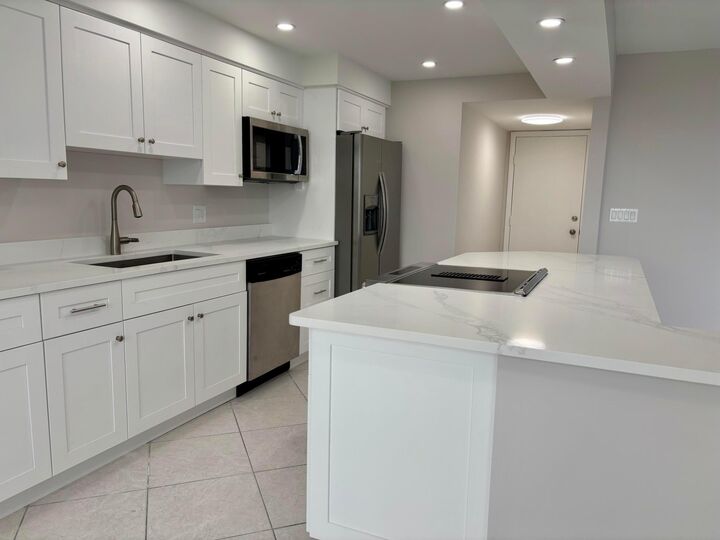 Property Photo:  4280 Galt Ocean Drive 3E  FL 33308 