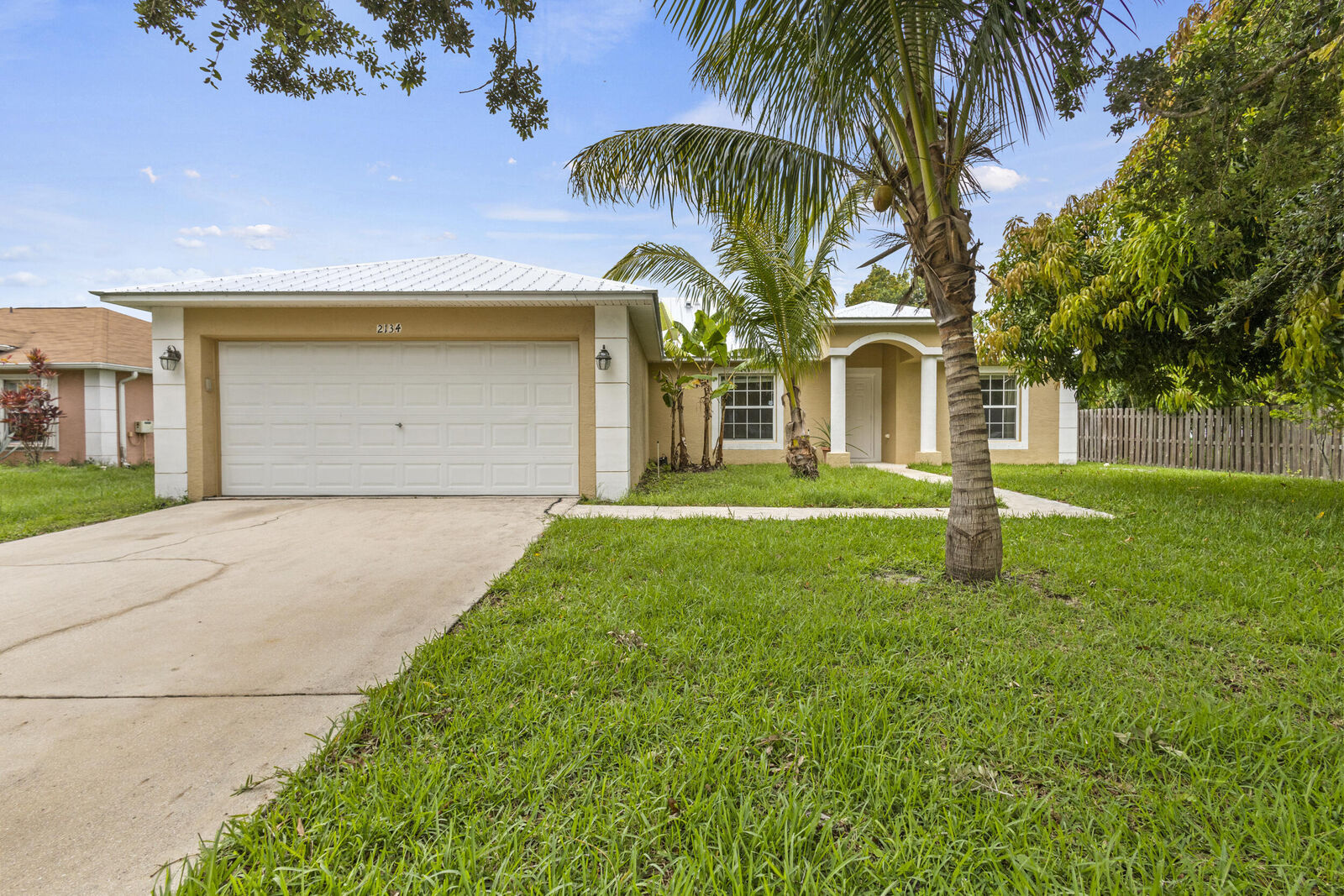 Property Photo:  2134 SW Savage Boulevard  FL 34953 