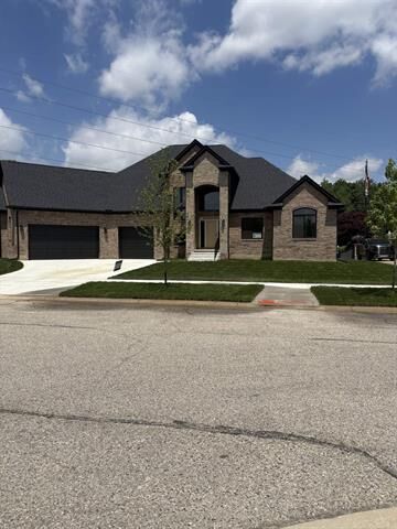 Property Photo:  10505 Excalibur Drive  MI 48315 