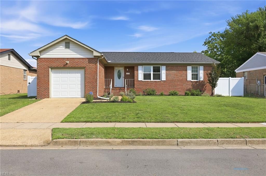 Property Photo: 904 Culpepper St VA 23523
