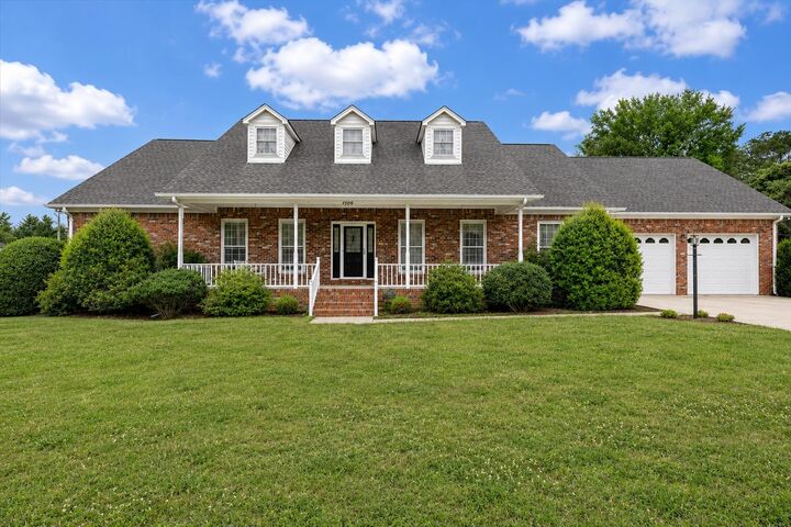 Property Photo:  1509 Angie Dr SW  AL 35055 