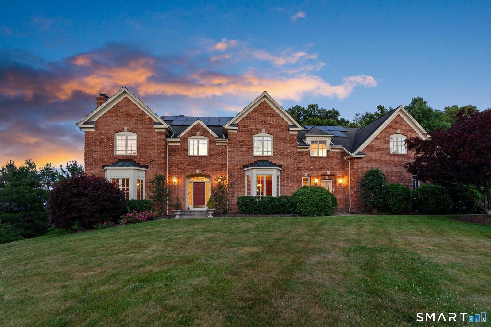 Property Photo:  130 Northington Drive  CT 06001 