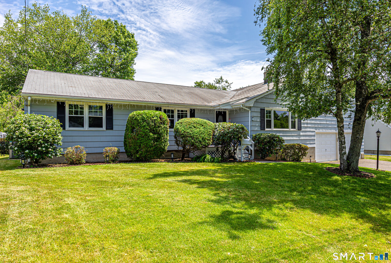 Property Photo: 124 Pasadena Avenue CT 06614