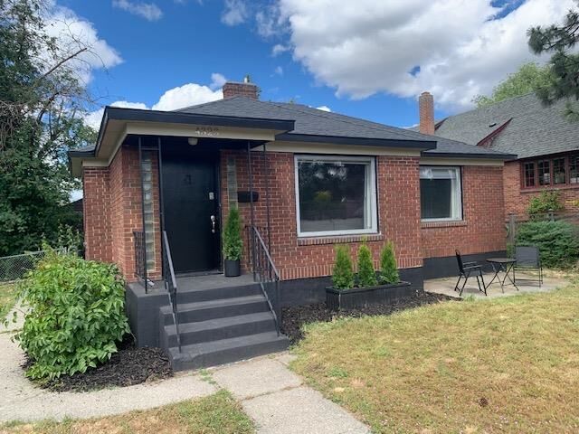 Property Photo: 4323 N Wall St WA 99205