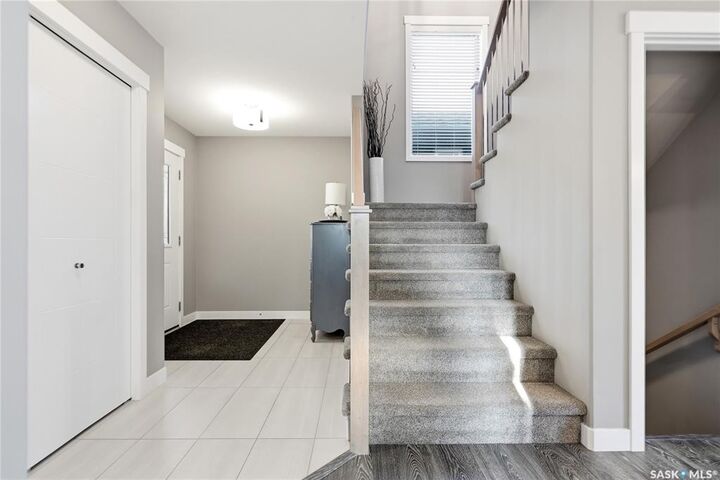 Property Photo:  323 Cowan Crescent  SK S0K 2T1 