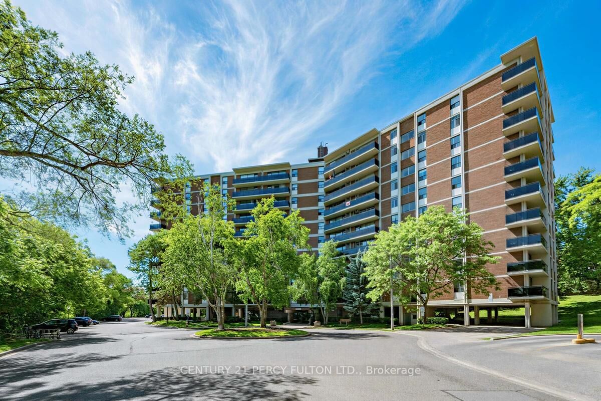 Property Photo: 2 Park Vista Drive 200 ON M4B 1A3