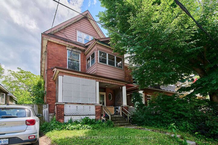 Property Photo:  6 Ossington Avenue  ON K1S 3B4 