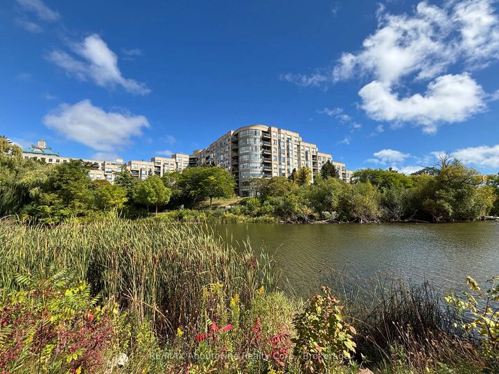 2511 Lakeshore Road W 406 — photo 1