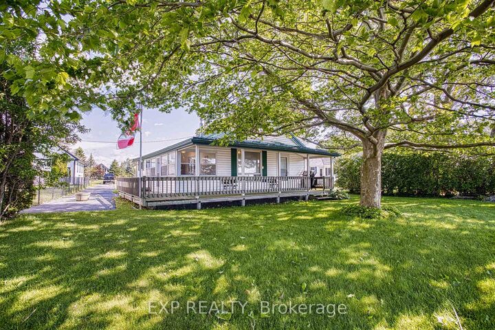 15 Horseshoe Bay Road — photo 1
