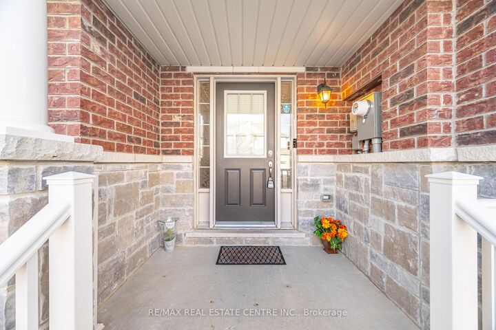 Property Photo: 11 Yately Street ON L7A 4R9