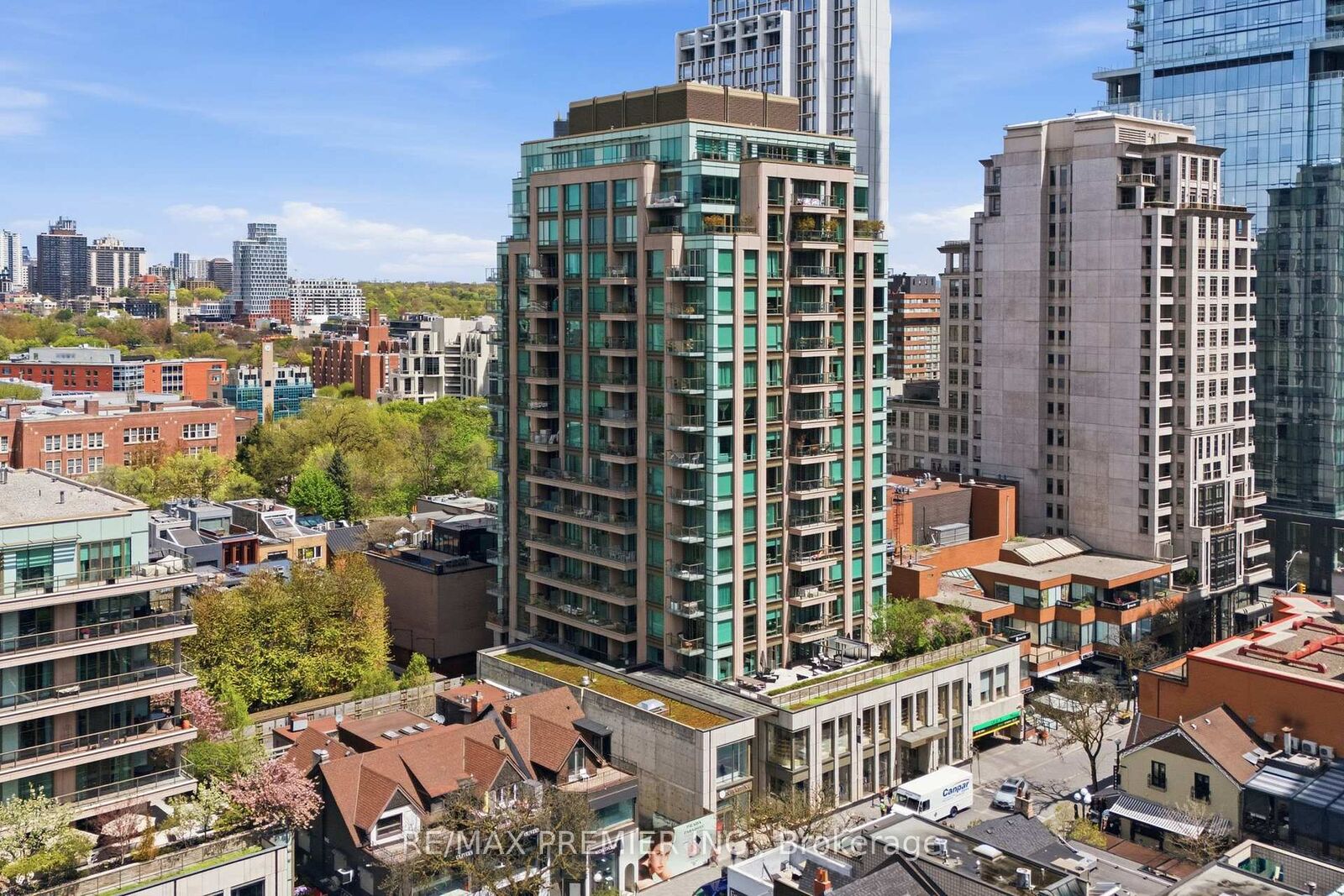 Property Photo:  80 Yorkville Avenue 502  ON M5R 2C2 