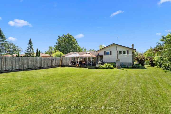 Property Photo:  19 Janet Drive  ON L0B 1K0 